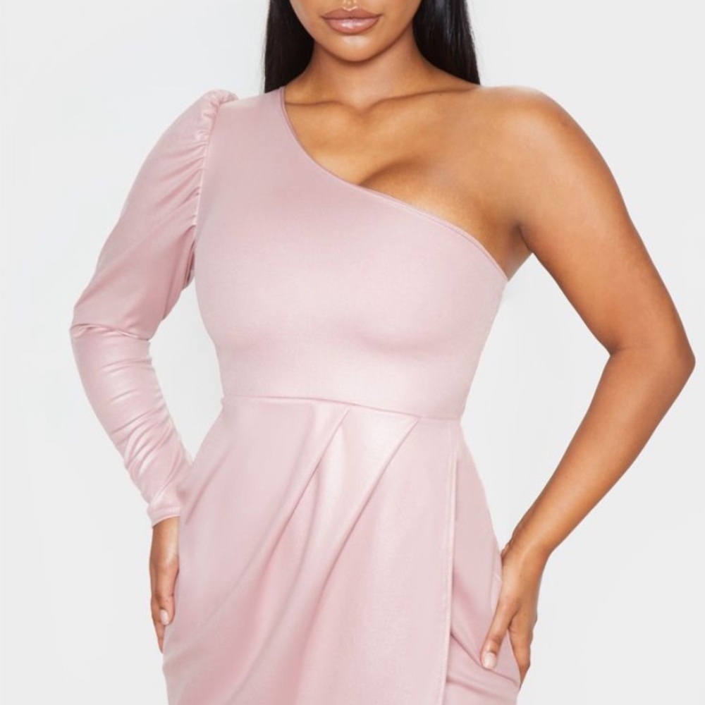 PrettyLittleThing One Shoulder Bodycon Dress